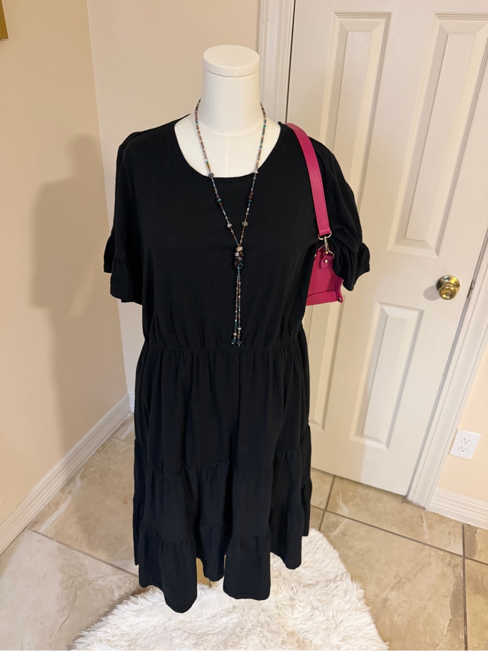 CeCe Black Tiered Midi Dress with Short Sleeves